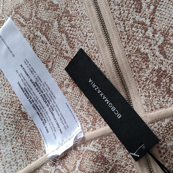 #35 NWT BCBG Snakeskin Bodycon Dream Dress medium - Picture 7 of 8